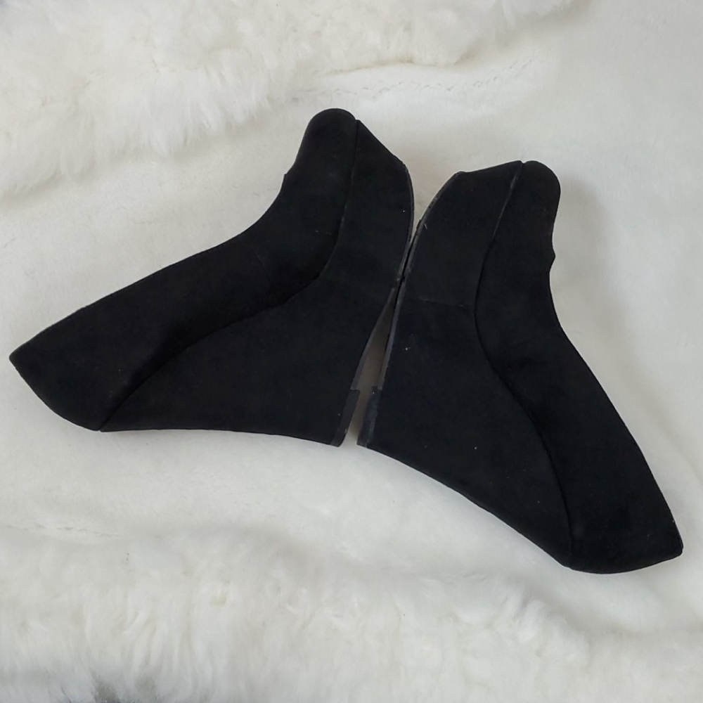 Candie's black suede wedge platform shoes size 7M - Picture 4 of 10